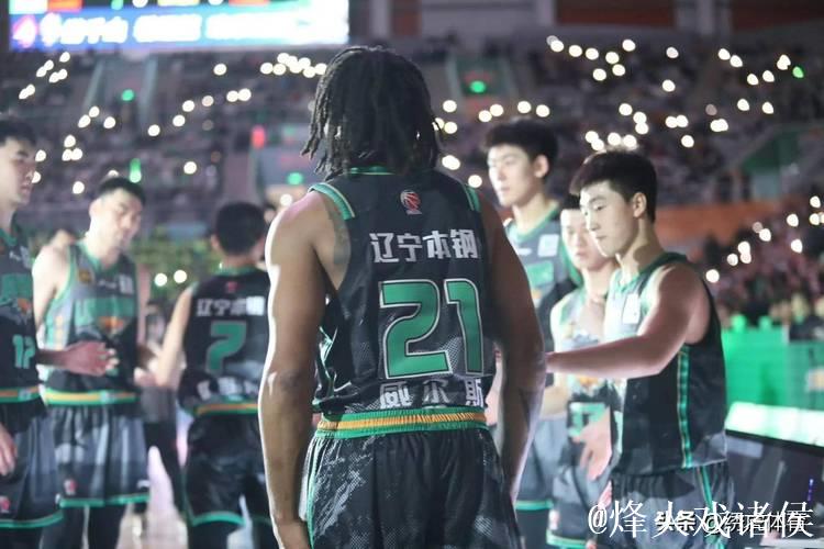 16分大胜广厦!辽篮靠3招赢球,威尔斯复仇旧主,张陈得分又上双 16分大胜广厦!辽篮靠3招赢球,威尔斯复仇旧主,张陈得分又上双