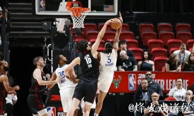 火力支援!韦尔斯全场10投5中,得到16分5篮板3助攻1抢断 火力支援!韦尔斯全场10投5中,得到16分5篮板3助攻1抢断